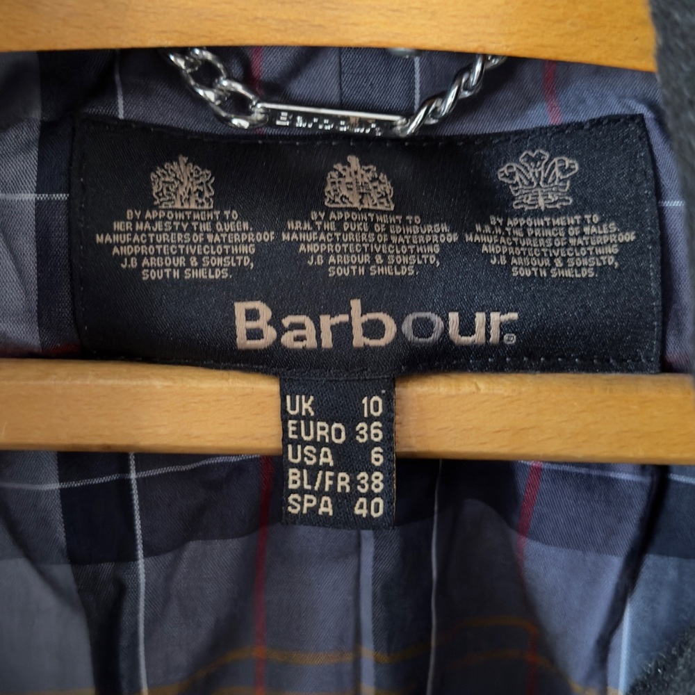 100% Wool Barbour Navy and Gray Plaid Lined Jacket with Label Detail - Picture 5 of 16